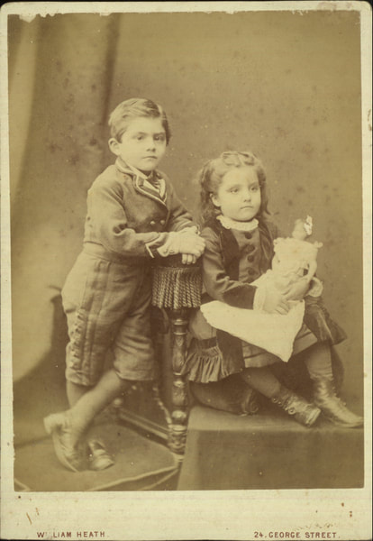2008.40.6.1286 Cabinet portrait of two unknown children, 1875