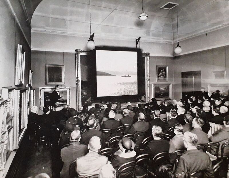 Photograph showing a lecture in the East Pavilion of Platt Hall c.1935